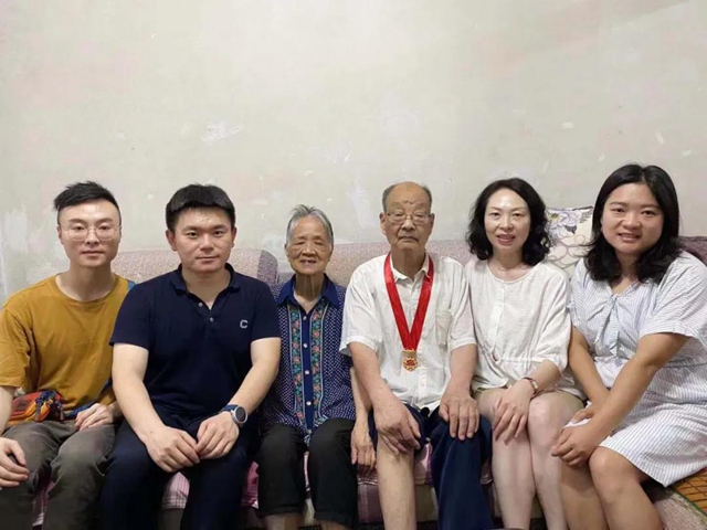 【西南醫(yī)大附院建院元老口述史】徐自進(jìn)：“川南醫(yī)院”一直是我的牽掛