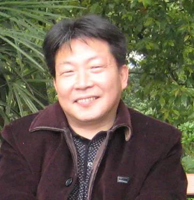 天府書展——評論家徐瀲拓展瀘州地方文學(xué)理論的專著《半管笛語》