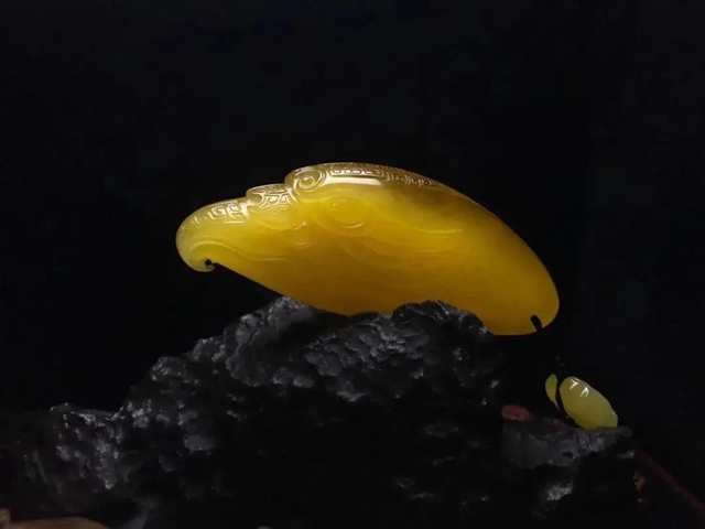 內江非遺瑰寶！玉雕、傳統(tǒng)手工榫卯技藝、陶缸傳統(tǒng)制作技藝…(圖3)