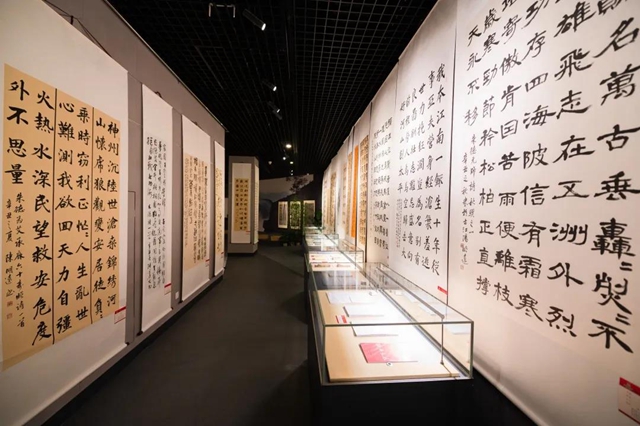 “德頌長(zhǎng)風(fēng)——紀(jì)念朱德誕辰136周年書畫展”在瀘州開(kāi)展(圖9)