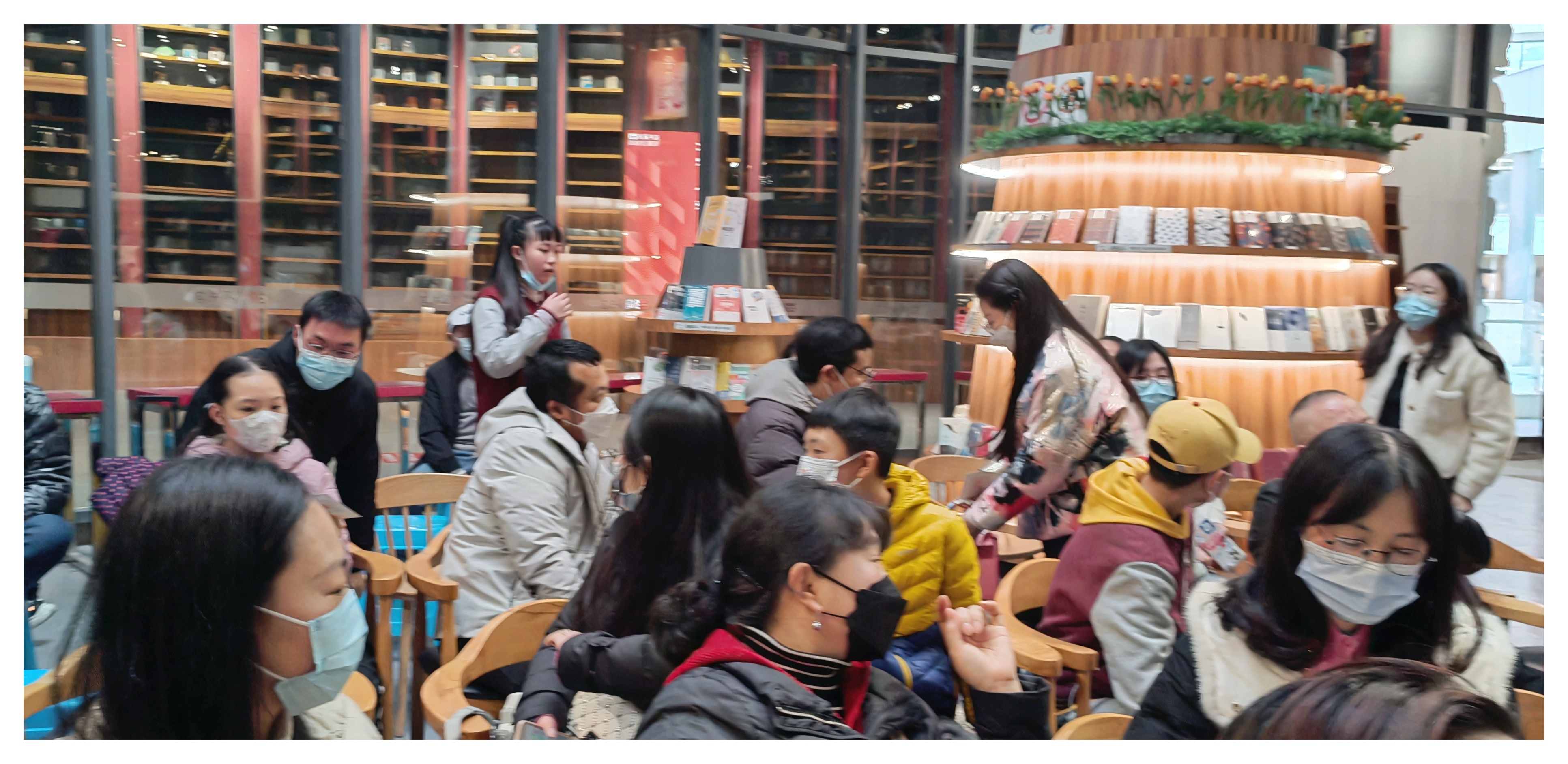 你有一顆“宅心”嗎？聽給王朔賈平凹等大伽設(shè)計(jì)圖書封面的瀘州才女“漫漫”道來(lái)！(圖14)