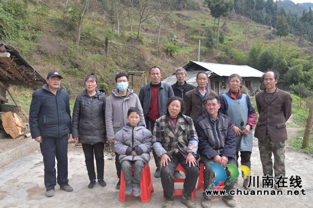 瀘州：古敘兩地愛心接力尋親，走失4年女子終與家人團(tuán)圓