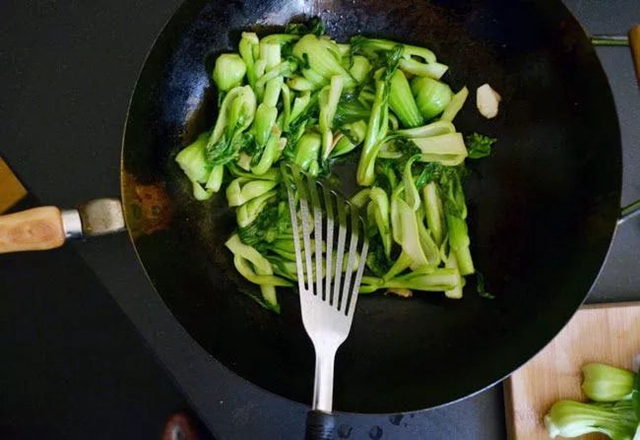 炒菜“炒”出肺癌？這兩個(gè)炒菜習(xí)慣一定要改！(圖10)
