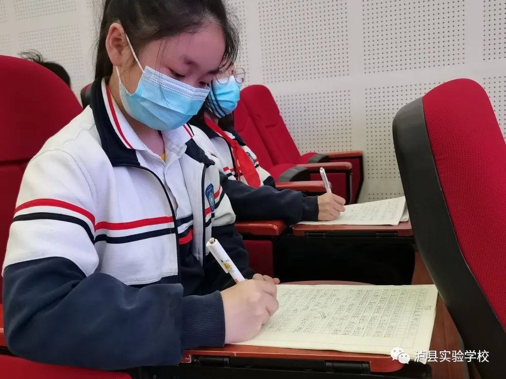 蓓蕾千枝聞令動，詩情萬丈報春來——瀘縣詩詞楹聯(lián)學(xué)會龍城詩社“詩詞進校園活動”走進瀘縣實驗學(xué)校(圖7)