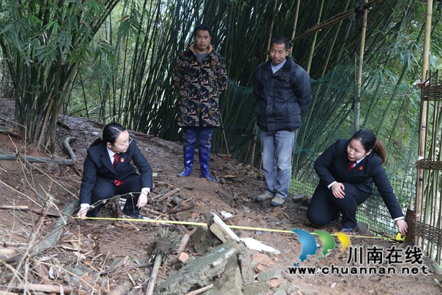 納溪法院：電動三輪車通行引糾紛，法院巡回審判止紛爭(圖2)