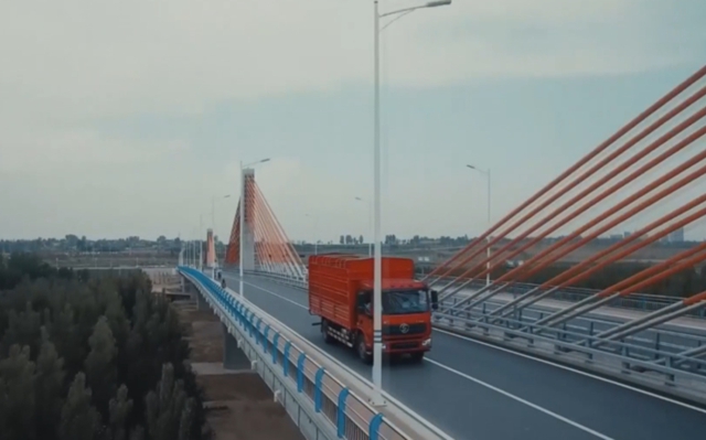 卡車4.jpg
