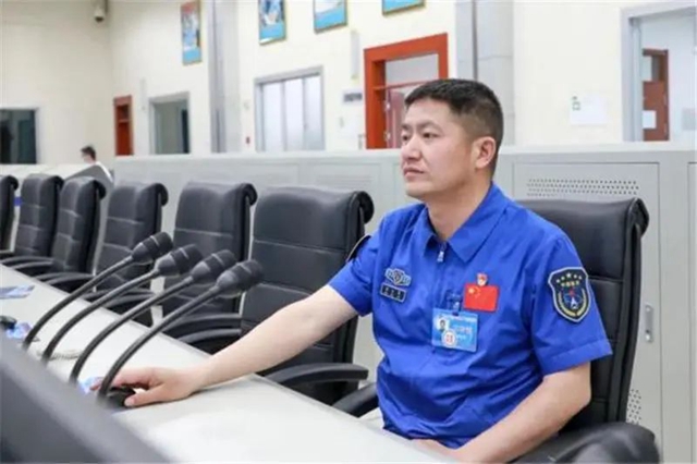 軍2.jpg
