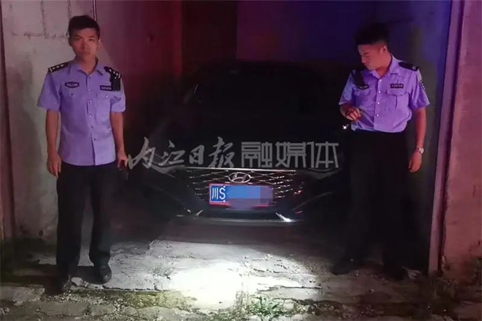 一路追緝！內(nèi)江交警逮到一個(gè)酒駕“炸街”男