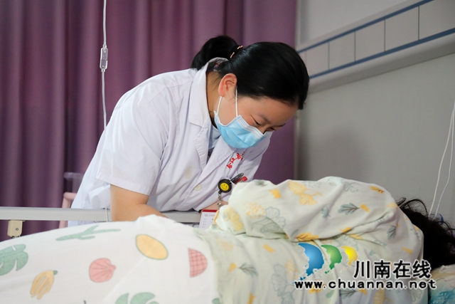 合江縣中醫(yī)醫(yī)院婦產(chǎn)科醫(yī)生曾娜：待患者如親人，視事業(yè)如生命