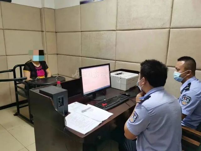 返鄉(xiāng)不報(bào)備多次出入公共場所！內(nèi)江東興區(qū)一女子被行拘