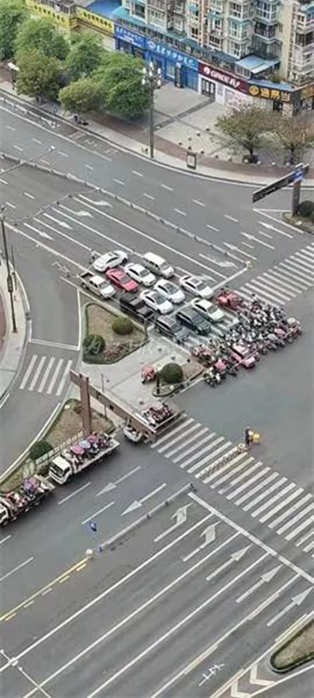不要出車！不要出車！內江交警暫扣149輛禁上街車輛