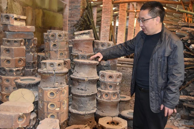穿越三百年，探尋榮縣黃氏陶人生生不息的制陶足跡
