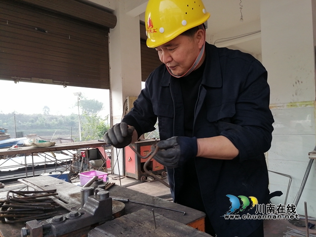 6.朱祥洪制作鋼筋馬凳.jpg