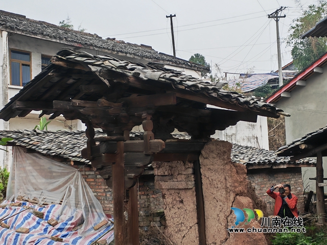 瀘縣發(fā)現(xiàn)清代時期民居斗拱建筑