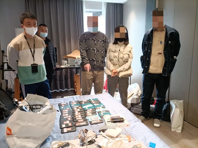 瀘州考場“諜戰(zhàn)風(fēng)云”：風(fēng)水卜卦 內(nèi)鬼臥底 boss遙控 槍手輸出