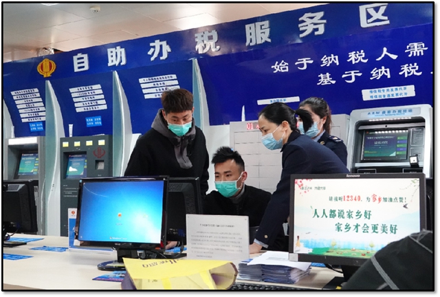 百?gòu)?qiáng)18.jpg