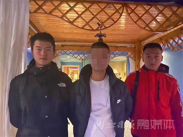 可疑！男子每天從ATM機(jī)大量取錢(qián)！內(nèi)江警方一查，他竟是——