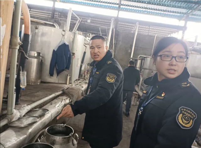 春雷行動2023｜嚴查！瀘縣一公司涉嫌未取得食品生產許可從事食品生產活動被查