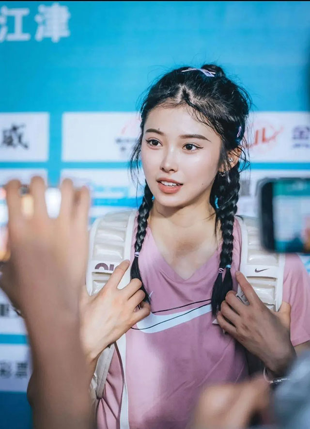 奪冠！自貢姑娘好樣的！