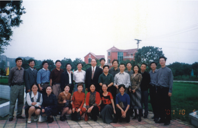 【講述】建院40周年｜他們與醫(yī)院那些事