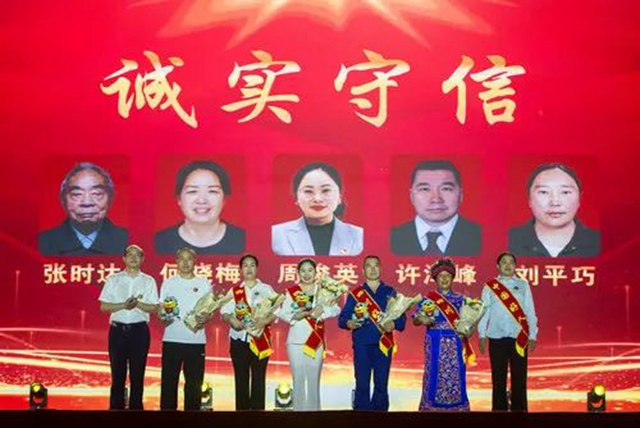 許1.jpg