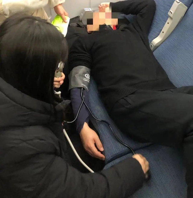 緊急！高鐵上乘客突發(fā)疾病，來自內(nèi)江的她們挺身而出