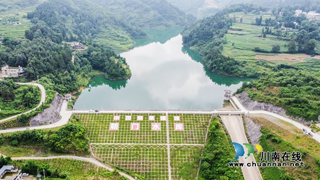古藺縣朝門水庫正面全景.jpg