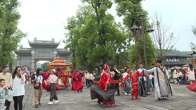 宜賓李莊古鎮(zhèn)景區(qū)“五一”假期停車指南