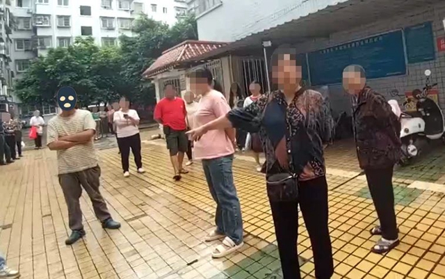 “瀘縣大媽”出手！