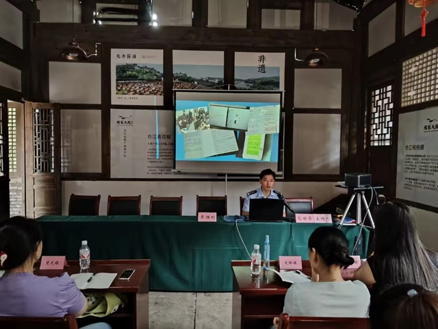 巾幗普法鄉(xiāng)村行丨瀘州市各級婦聯(lián)組織開展反電詐集中宣傳月系列活動