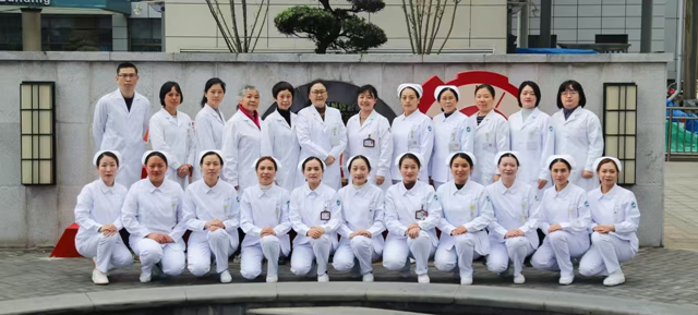 【警惕】79歲爺爺對(duì)著空調(diào)吹，遭起了！