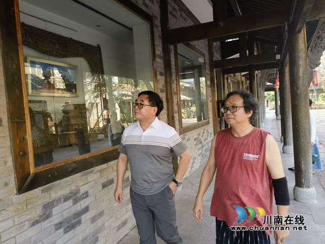 河北唐山知名企業(yè)赴四川瀘州考察珍稀古建筑材料