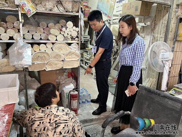 瀘縣玉蟾街道開展國慶節(jié)前安全檢查行動(dòng)