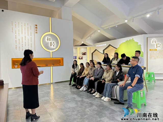 清風(fēng)微課堂1（龍洪艷攝）.jpg