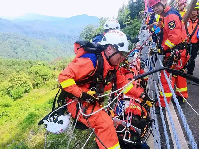 榜樣！古藺消防這名同志榮獲“見義勇為公民”稱號