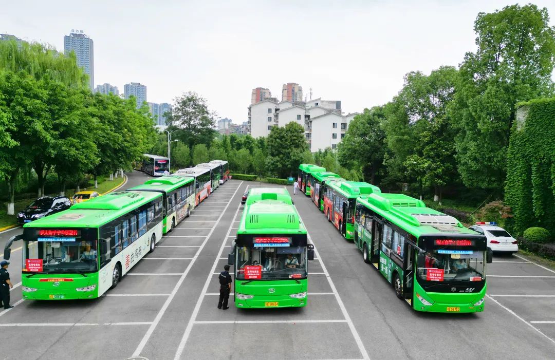 【一起坐公交—通勤篇】20余條公交線路達(dá)瀘州回龍灣、小市片區(qū)