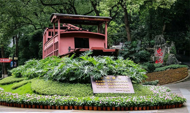 周末時光丨一起坐上舒適便捷的瀘州公交車逛公園啦！