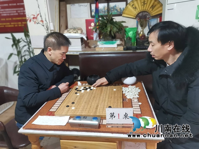 圍棋比賽中4.jpg