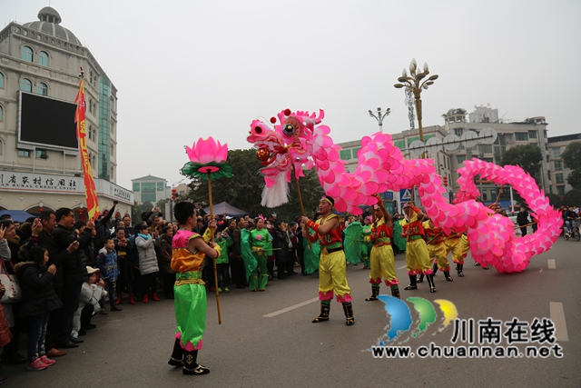 春節(jié)聯(lián)歡會 農(nóng)民演藝大舞臺 龍舞民俗鬧元宵｜瀘縣將舉辦2025年春節(jié)期間系列文化活動
