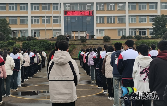 瀘縣玉蟾街道：開學(xué)禁毒第一課 護航無毒新學(xué)期