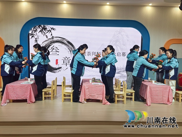 徒弟獻(xiàn)花.JPG