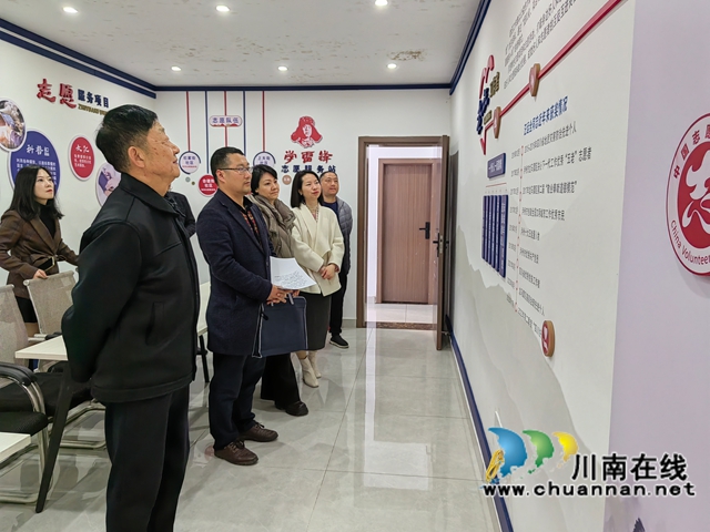 瀘州市委宣傳部一行調(diào)研龍馬潭區(qū)小市街道“老汪工作室”