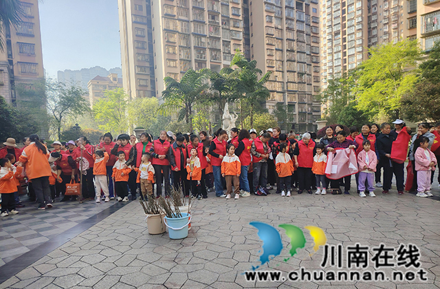 龍馬潭區(qū)魚塘街道云華山社區(qū)：共植青綠筑家園 代際攜手育新生