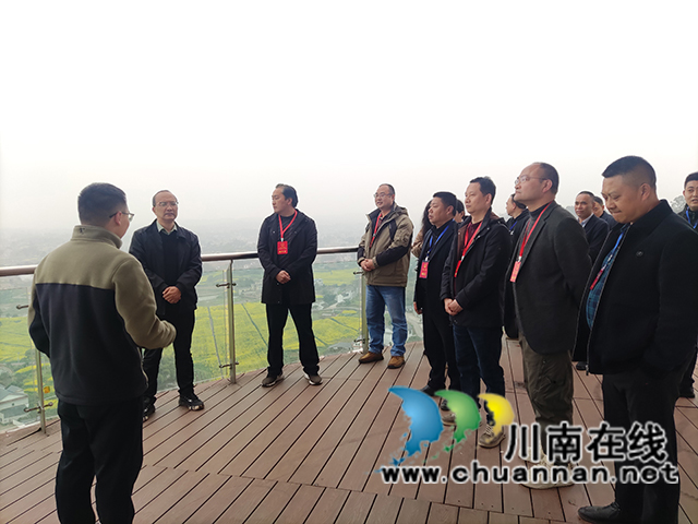 龍馬潭區(qū)雙加鎮(zhèn)人大主席團(tuán)到瀘縣百和鎮(zhèn)考察調(diào)研