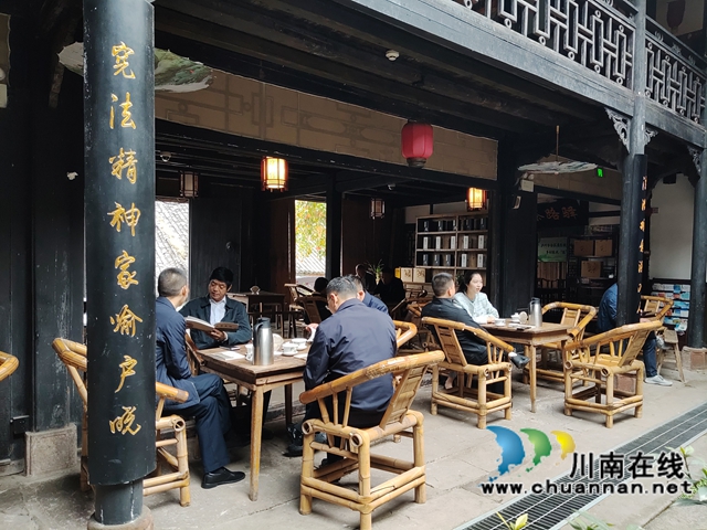 省紀(jì)委監(jiān)委駐司法廳紀(jì)檢監(jiān)察組調(diào)研合江縣法治文化陣地