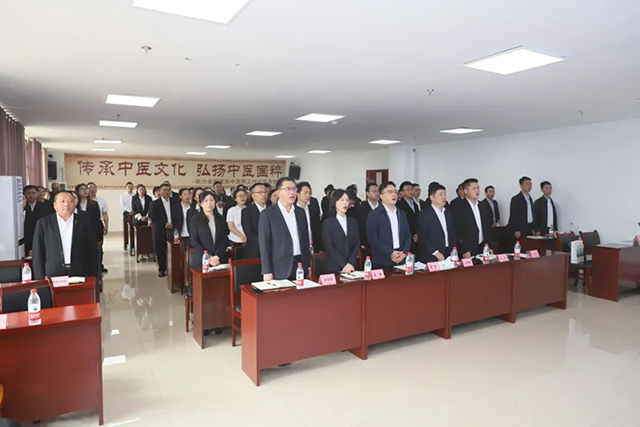 【行遠(yuǎn)自邇 再攀高峰】古藺縣中醫(yī)醫(yī)院召開(kāi)2025年高質(zhì)量發(fā)展大會(huì)