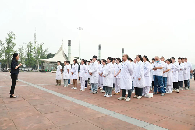 【動(dòng)態(tài)】合江縣中醫(yī)醫(yī)院參加應(yīng)急演練全力護(hù)航“半馬”