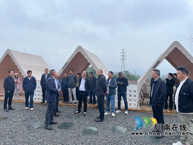 瀘縣百和鎮(zhèn)：人大代表組團(tuán)到江陽區(qū)分水嶺鎮(zhèn)考察