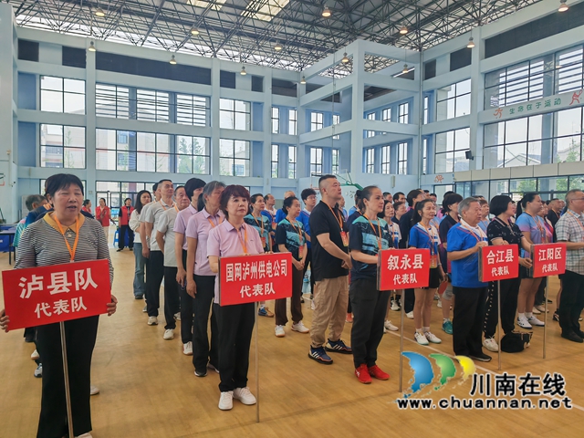乒乓球參賽代表隊（曾佐然攝）.jpg
