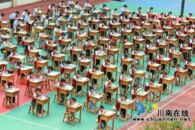 書(shū)畫(huà)高手大集結(jié)！瀘縣潮河鎮(zhèn)瓦子學(xué)校第三屆百人書(shū)畫(huà)大賽火熱開(kāi)啟
